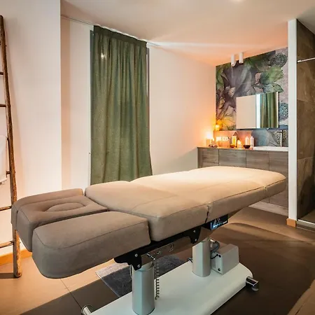Astor Hotel 4*